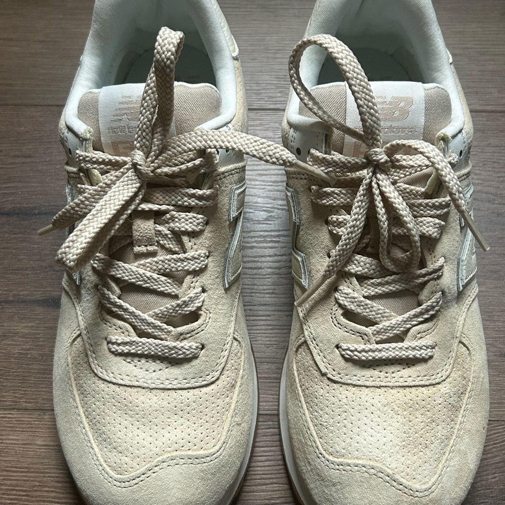 New Balance 574 Tan Women's Sneakers 9.5 New Without Box